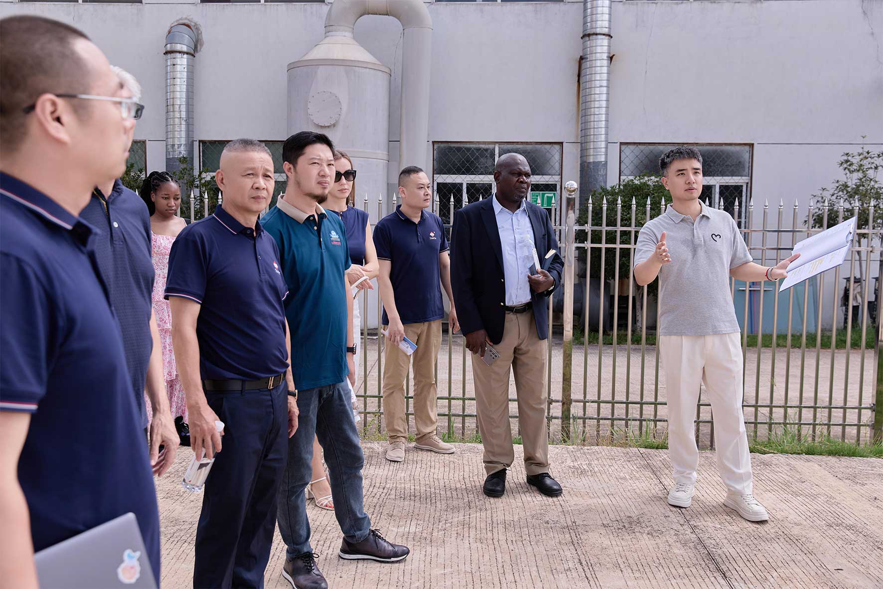 1757988998856729.jpg 9.jpg